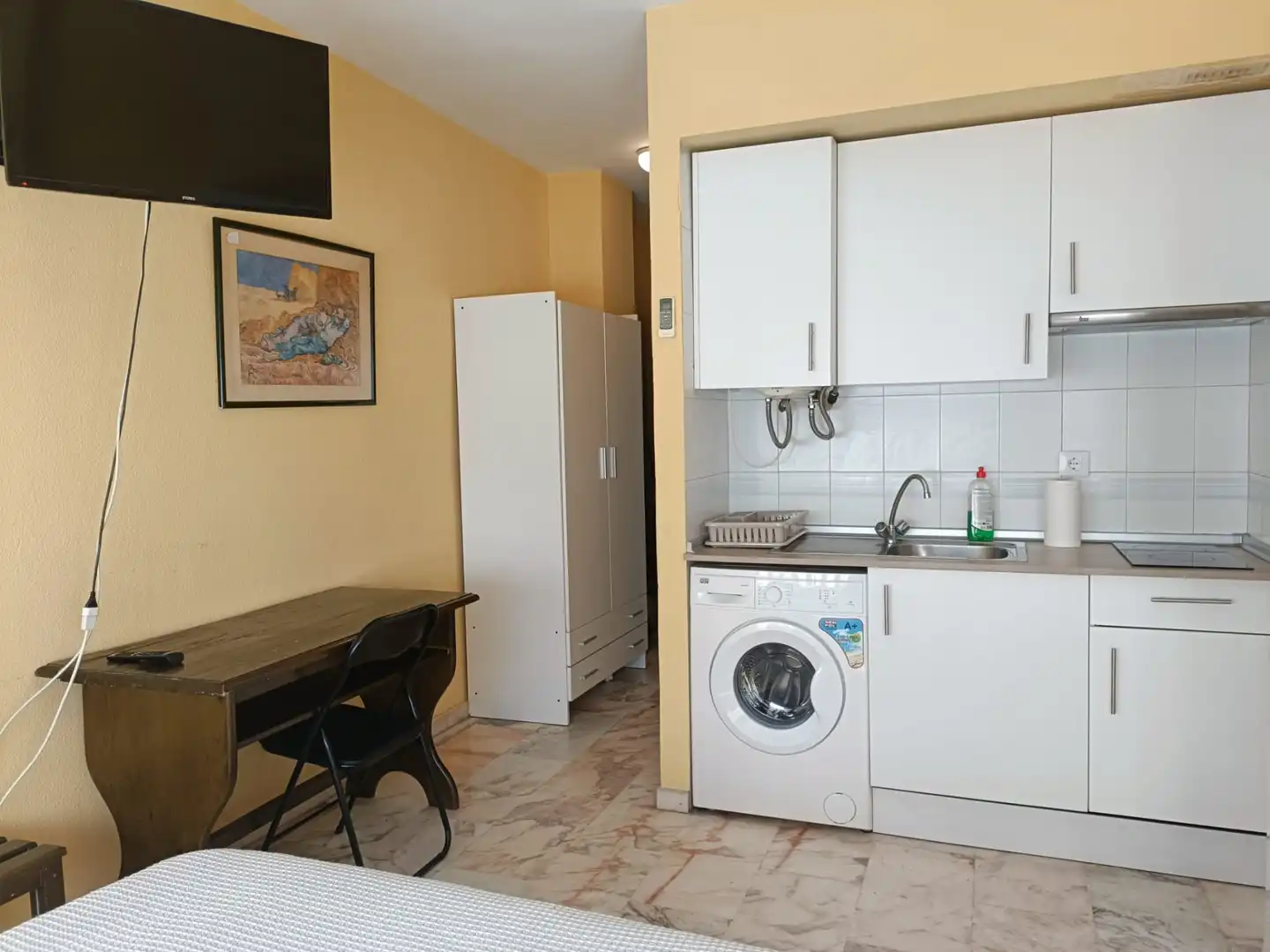 Küche von Wohnung zur Miete in Sevilla mit Klimaanlage, Heizung und Möbliert