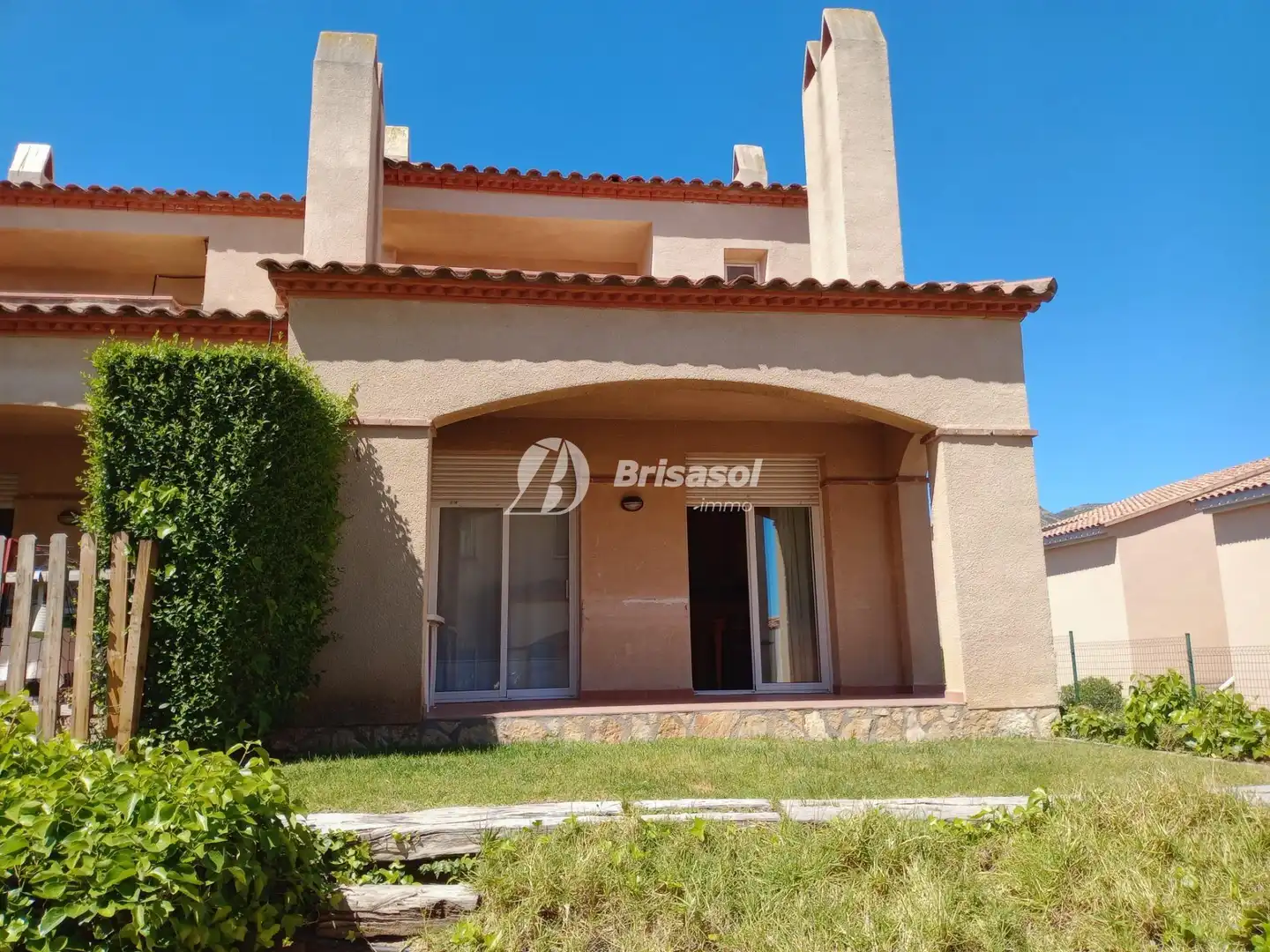 Vista exterior de Casa adosada en venta en Mont-roig del Camp con Jardín privado y Piscina comunitaria