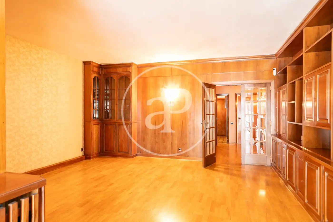Piso en venta en Barcelona con Aire acondicionado, Calefacción y Balcón