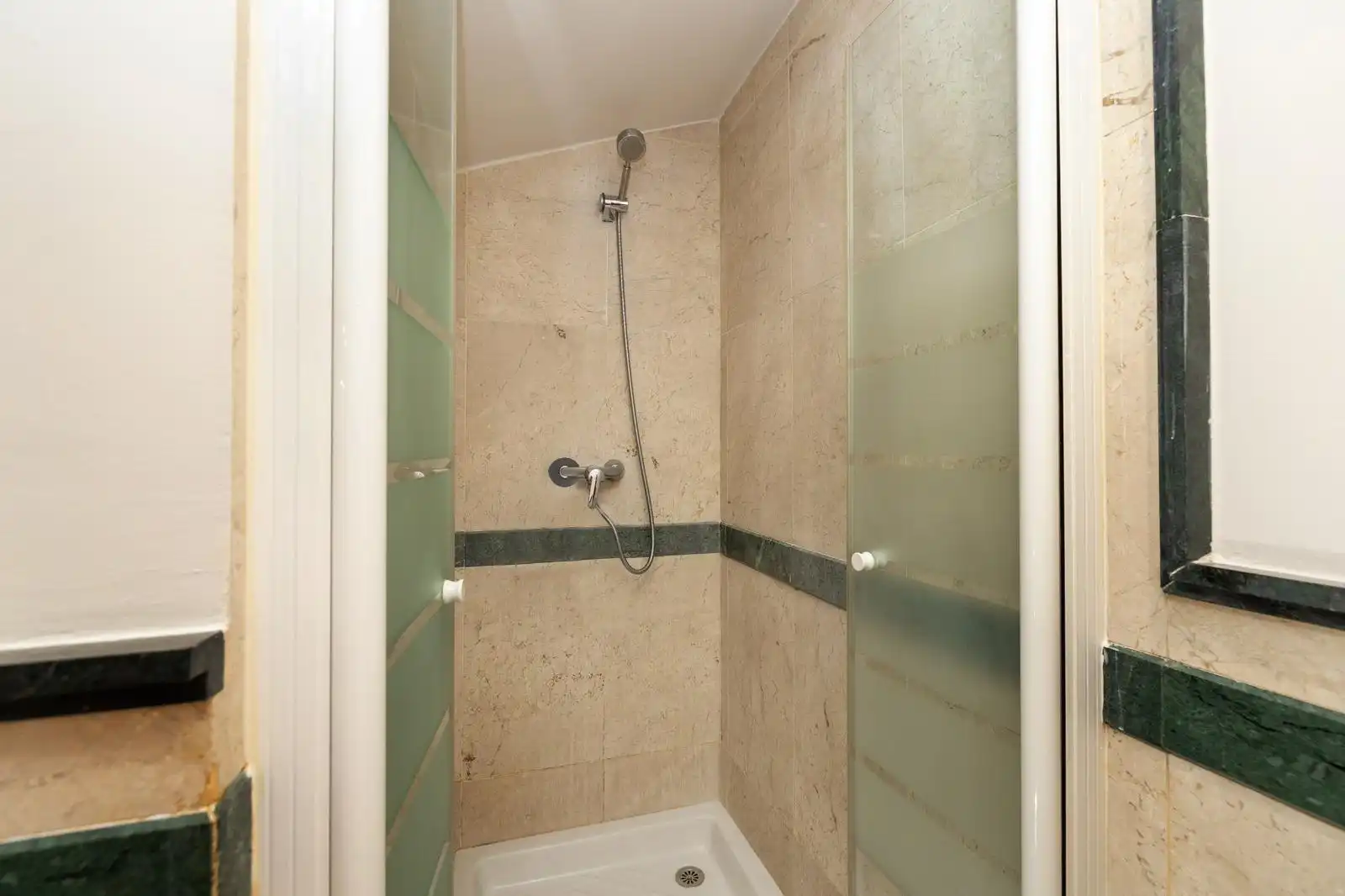 Bathroom of Detached homes for sale in Granada  with Air Conditioner, Heating and Terrace