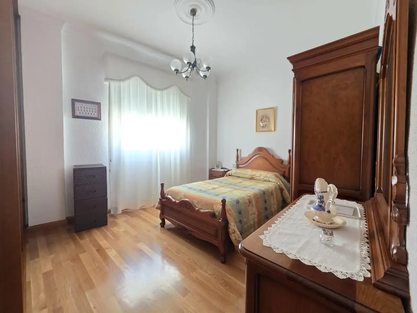 Dormitori de Casa o xalet en venda en Dalías amb Parquet i Balcó