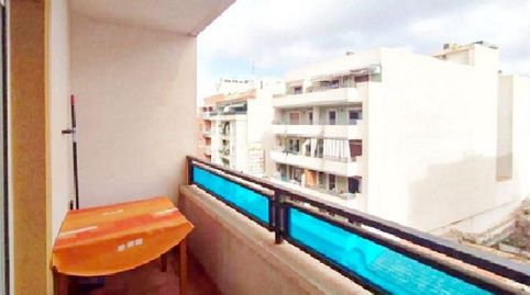 !CDATAApartamento Céntrico en Torrevieja con Piscina, balcón y 2 Baños