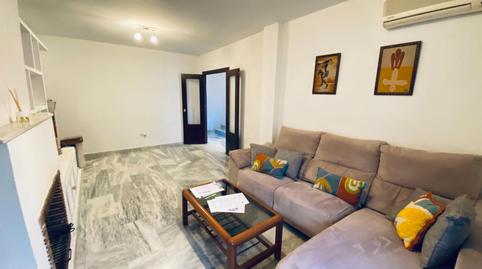 Foto 4 de Casa adosada de lloguer a Calle Tulipan, Cavaleri, Mairena del Aljarafe