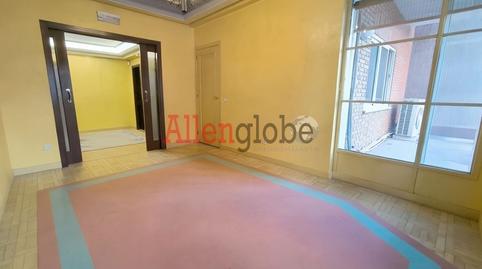 Foto 2 de Pis en venda a Avenida de Galicia, Plaza de América, Asturias