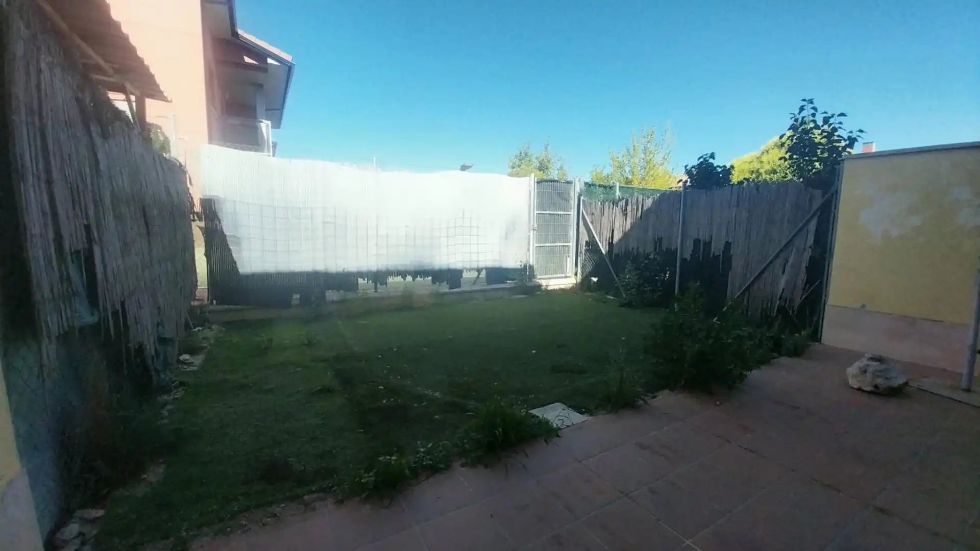 Jardín de Casa adosada en venta en Tudela de Duero con Calefacción y Jardín privado