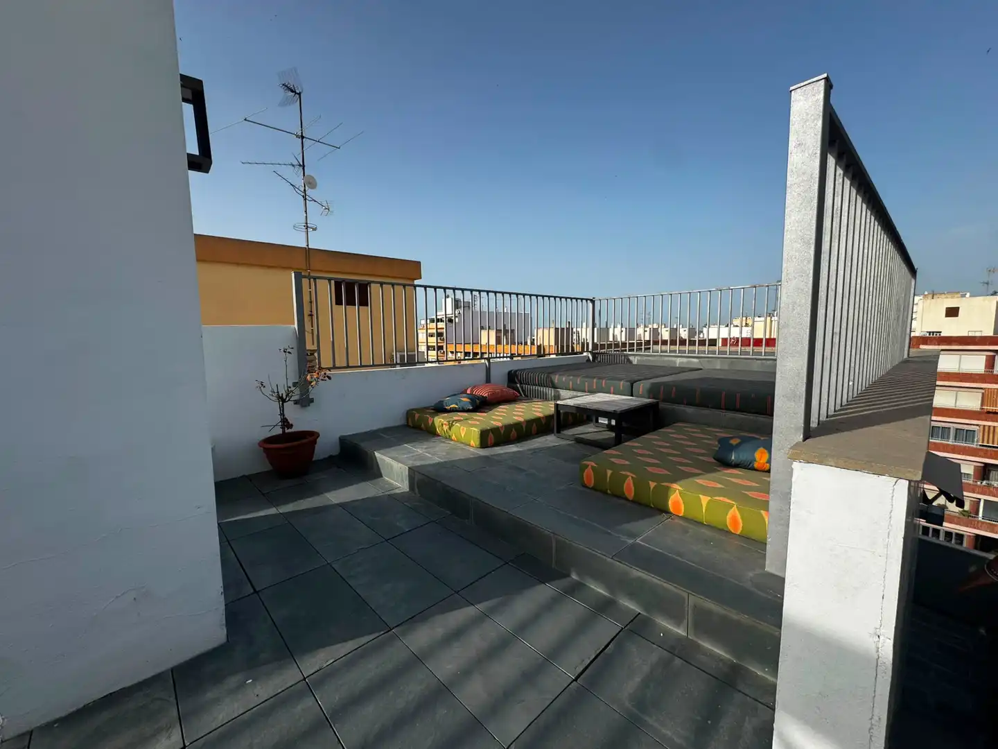 Terraza de Ático en venta en Alicante / Alacant con Aire acondicionado, Terraza y Amueblado