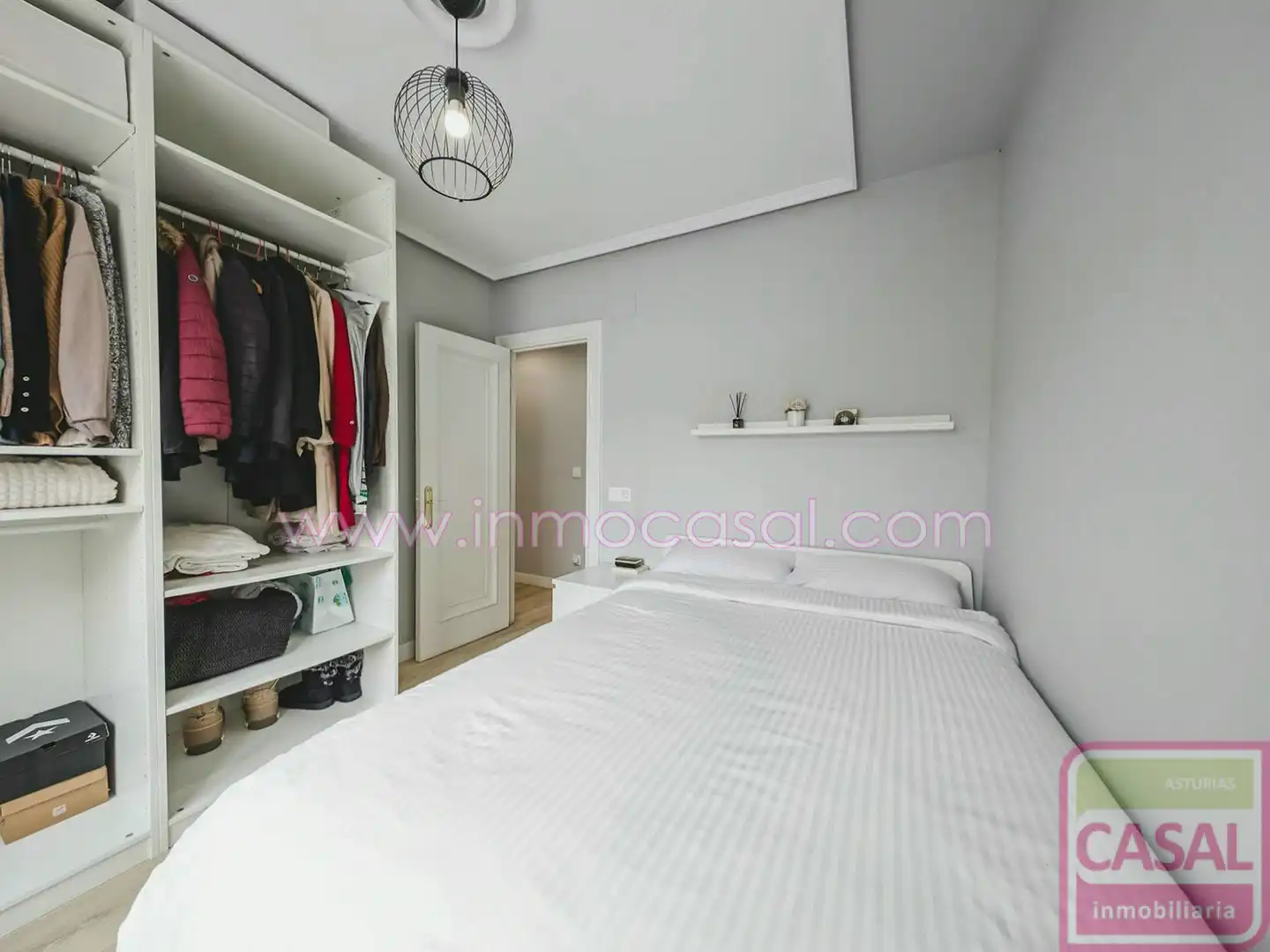Schlafzimmer von Wohnung zum Verkauf in Oviedo  mit Heizung und Möbliert
