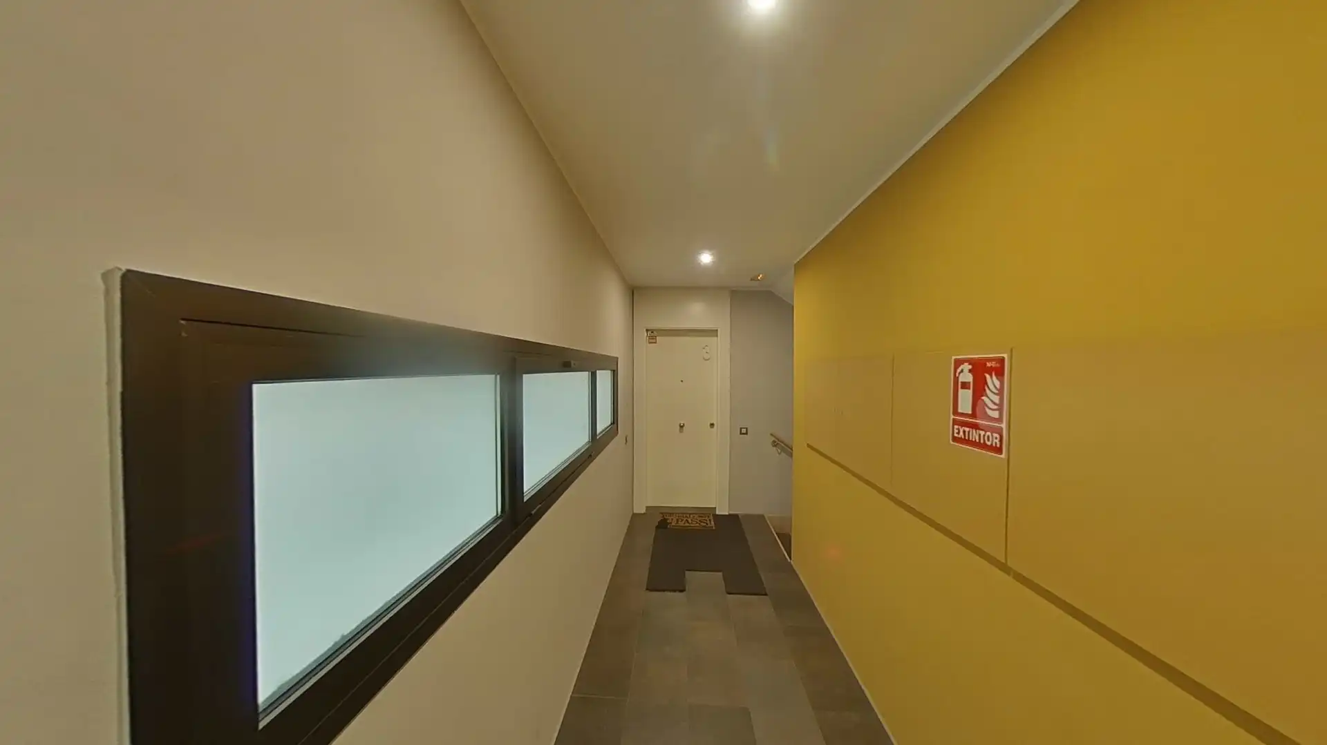 Piso en venta en Molins de Rei con Aire acondicionado, Parquet y Horno