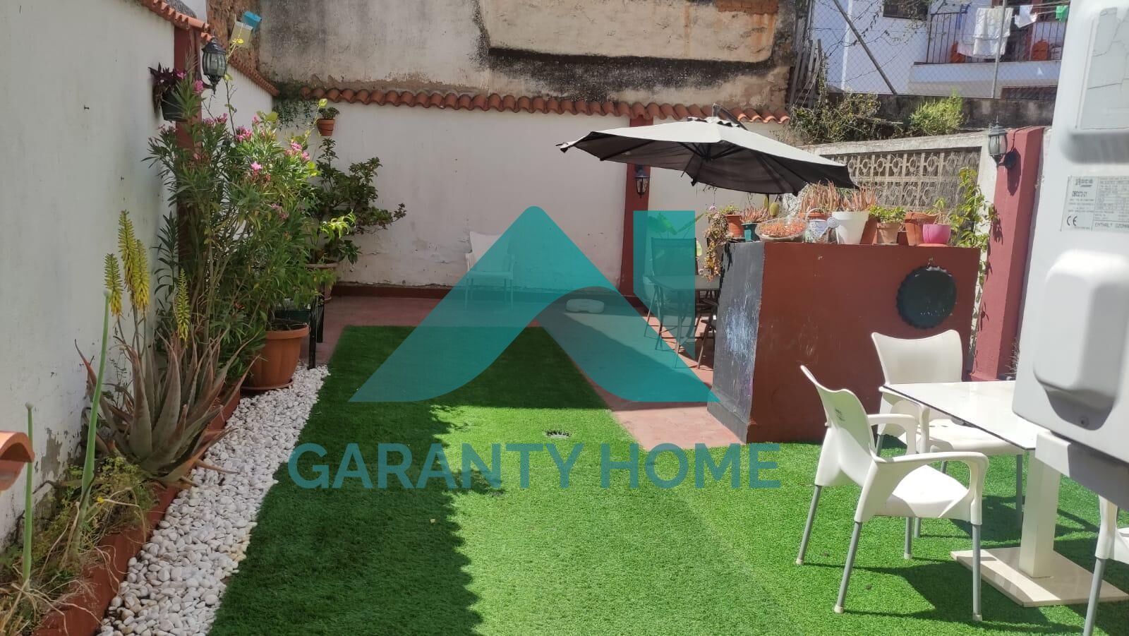 Jardín de Apartamento de alquiler en Cáceres Capital con Aire acondicionado, Calefacción y Amueblado
