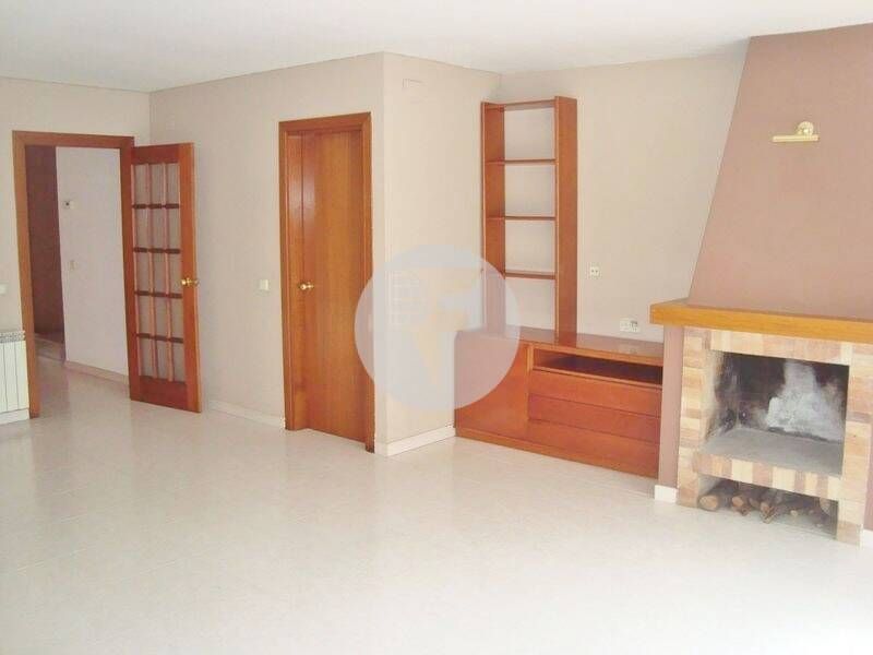 Single-family semi-detached for sale in Llinars del Vallès  with Heating