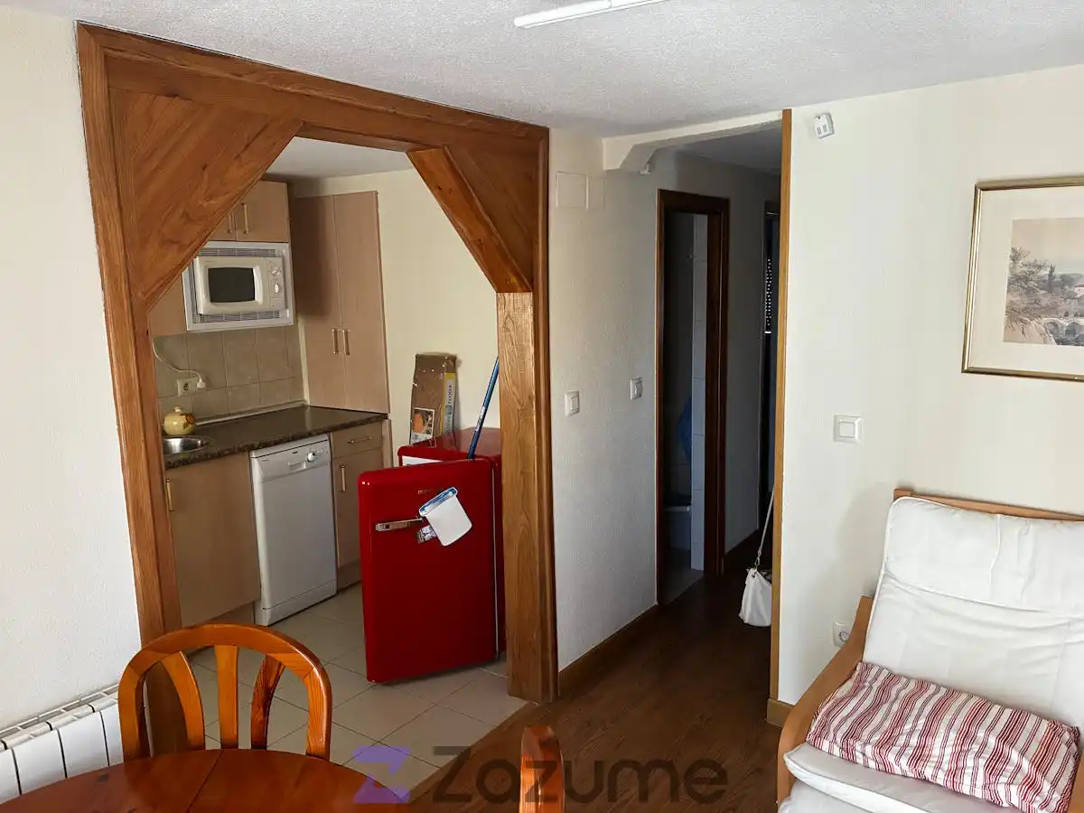 Wohnung zur Miete in Segovia mit Heizung, Parkett und Möbliert