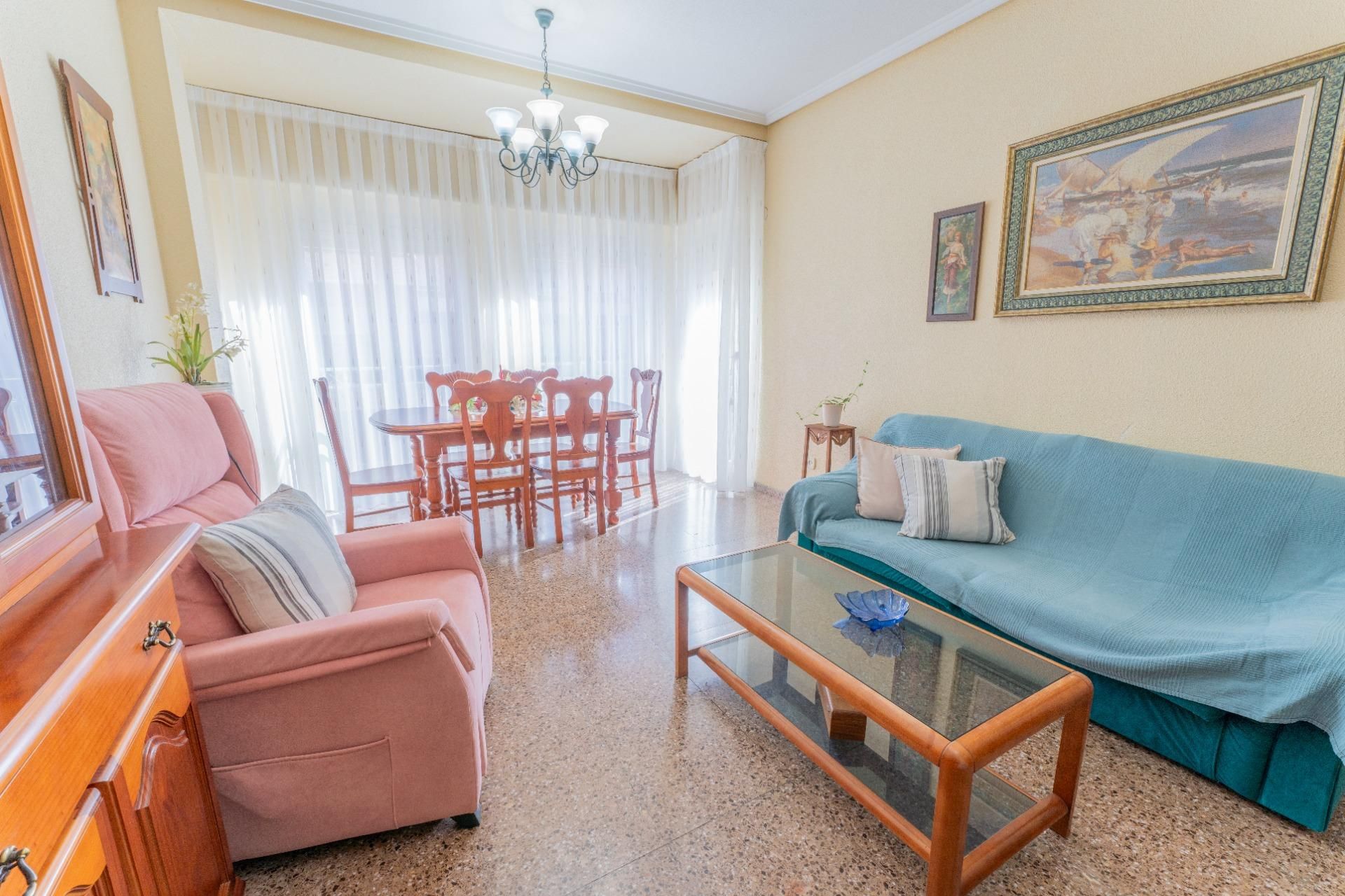 Sala d'estar de Pis en venda en Elche / Elx amb Balcó