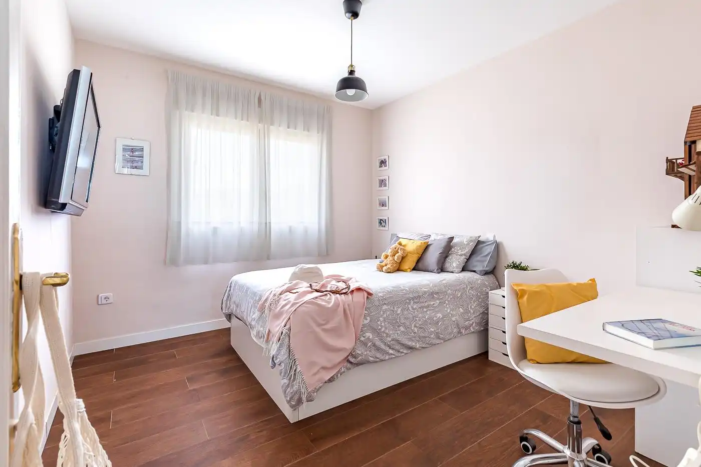 Habitación de Casa o chalet en venta en El Escorial con Calefacción, Jardín privado y Terraza