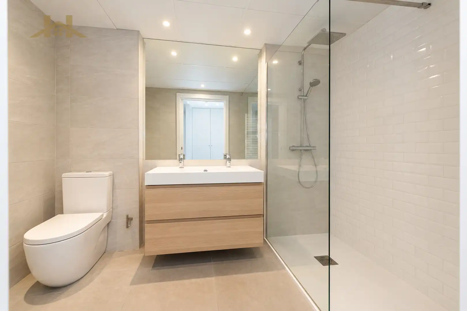 Bathroom of Flat for sale in Dehesa Vieja - Puente Cultural
