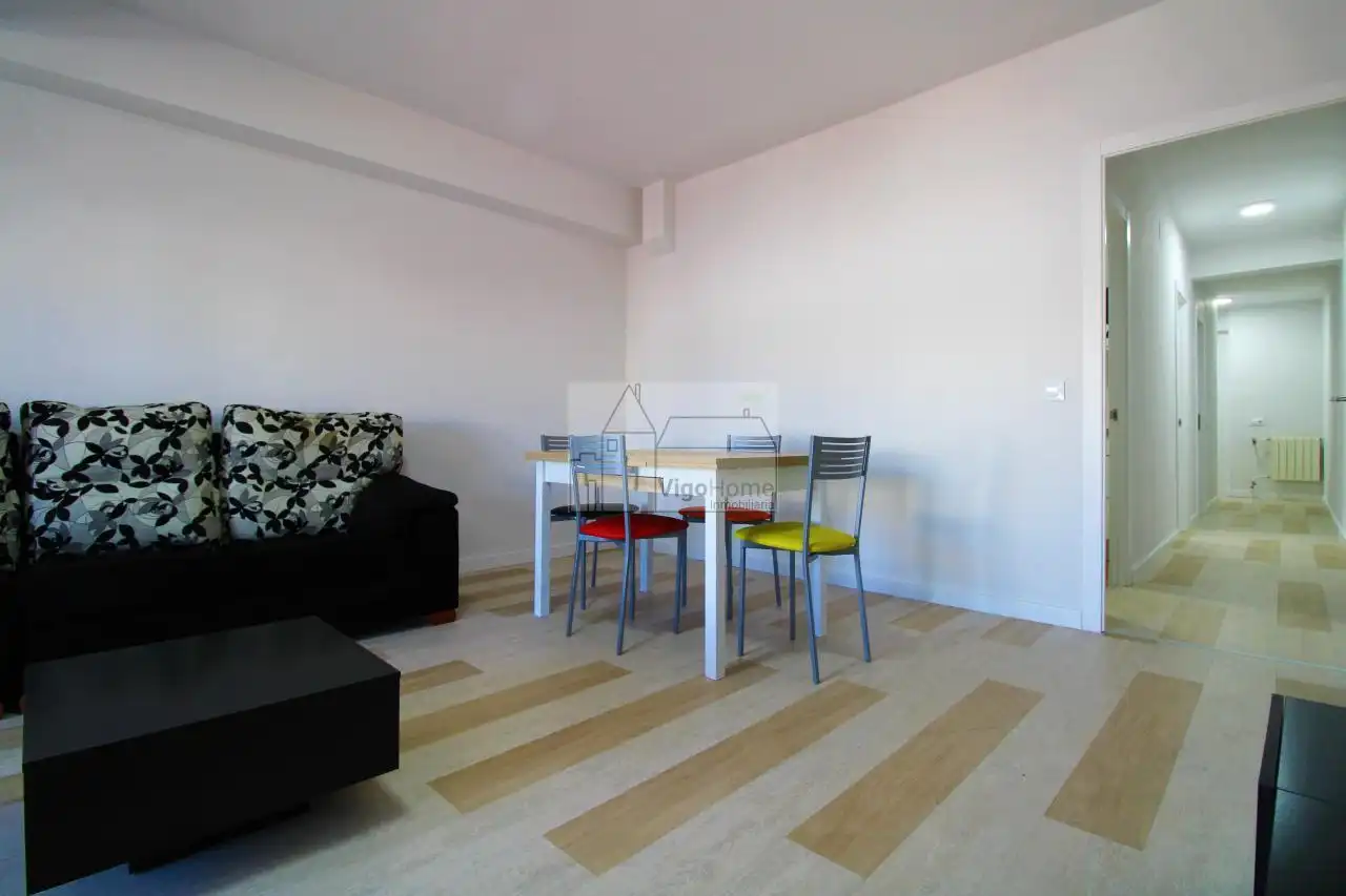 Wohnzimmer von Wohnung zur Miete in Vigo  mit Heizung, Terrasse und Möbliert