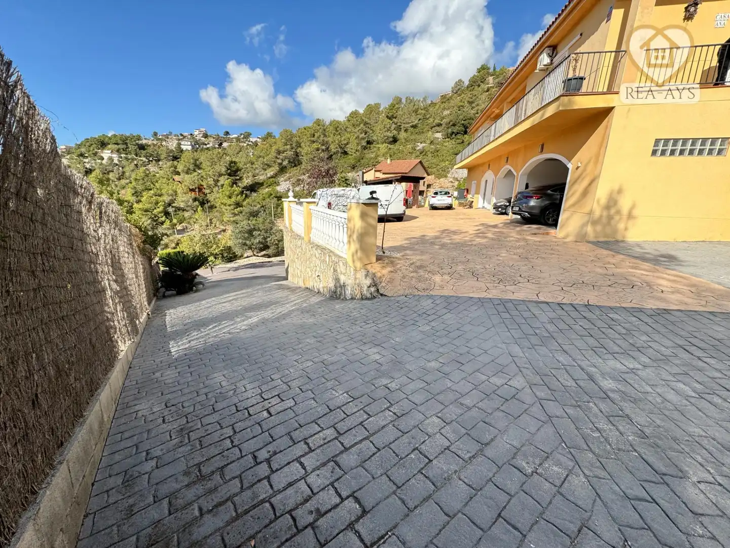 Aparcament de Casa o xalet en venda en Olesa de Bonesvalls amb Calefacció, Jardí privat i Parquet
