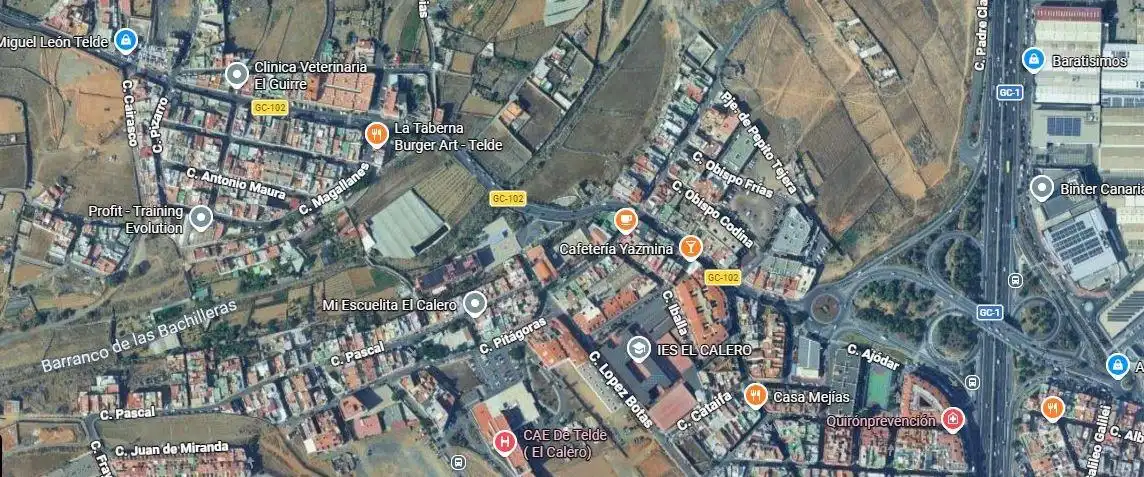 Vista exterior de Garatge en venda en Telde