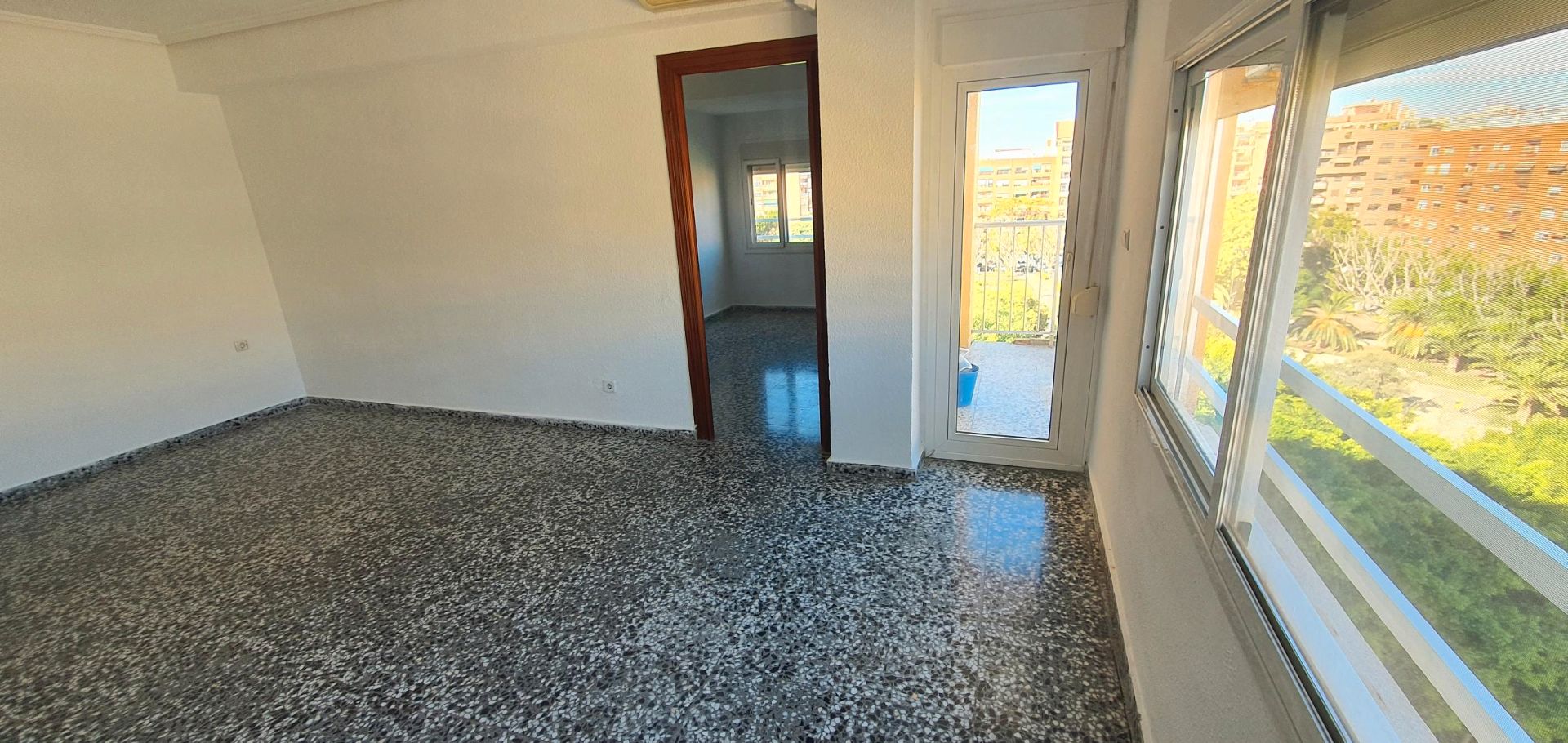 Bedroom of Flat for sale in  Valencia Capital  with Air Conditioner and Balcony