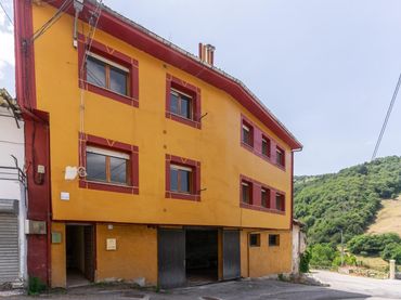 Residenziale in vendita a Lugar LIMES 55