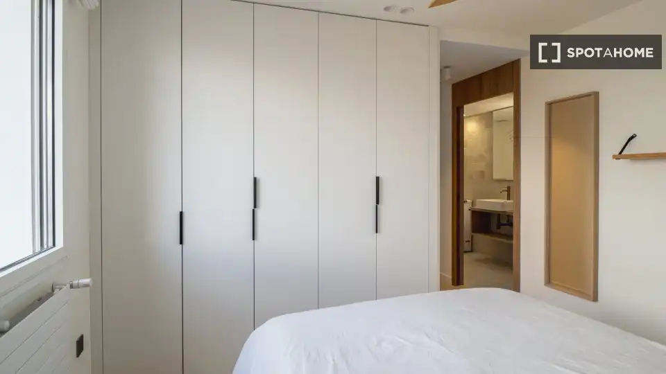 Room in Pilar