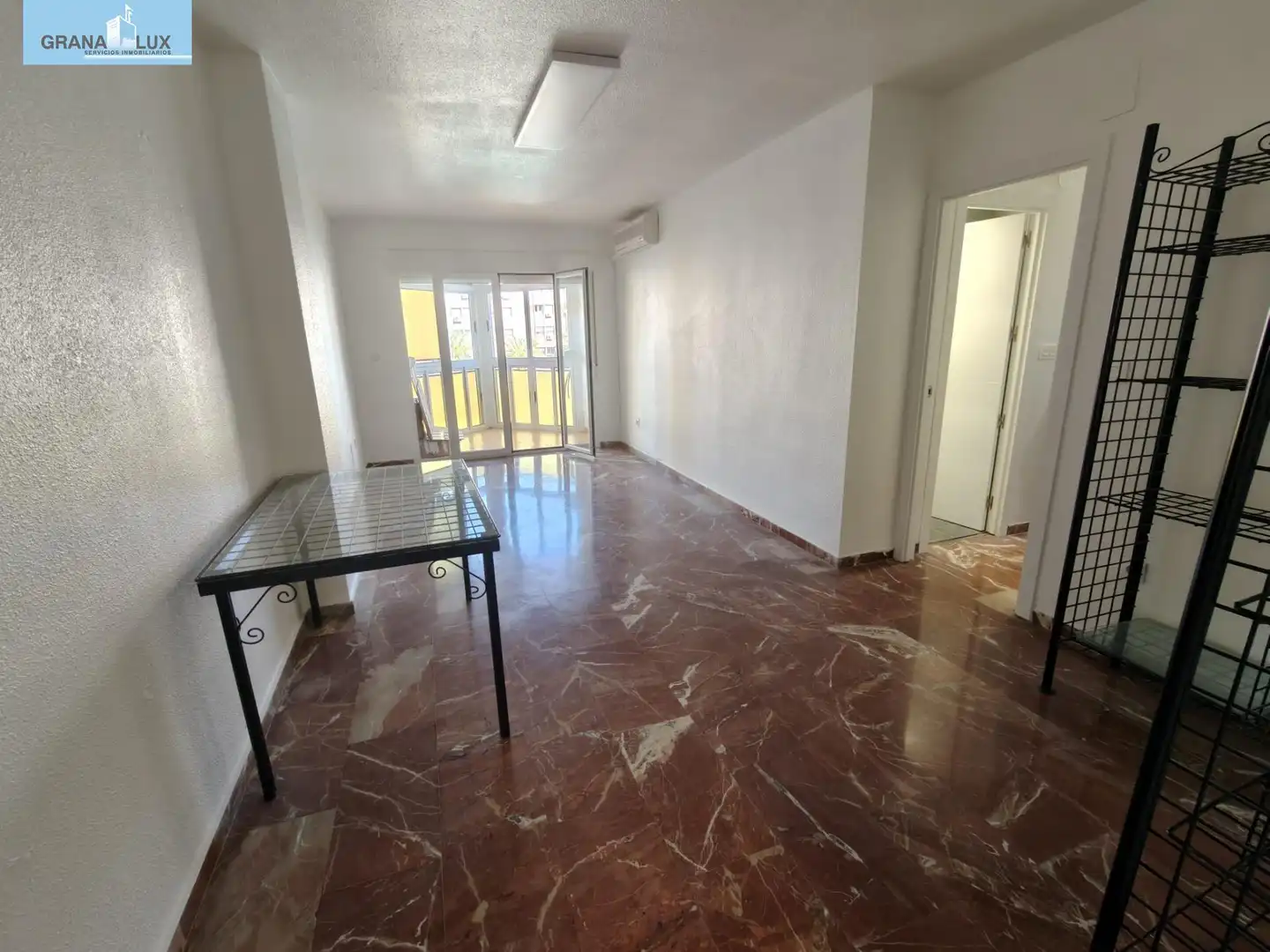 Flat for rent in Granada  with Terrace
