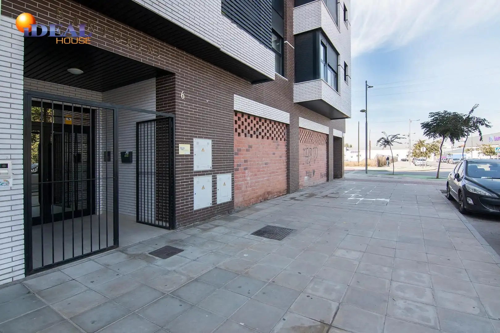 Business premises for sale in Campus de la Salud, imagen 2