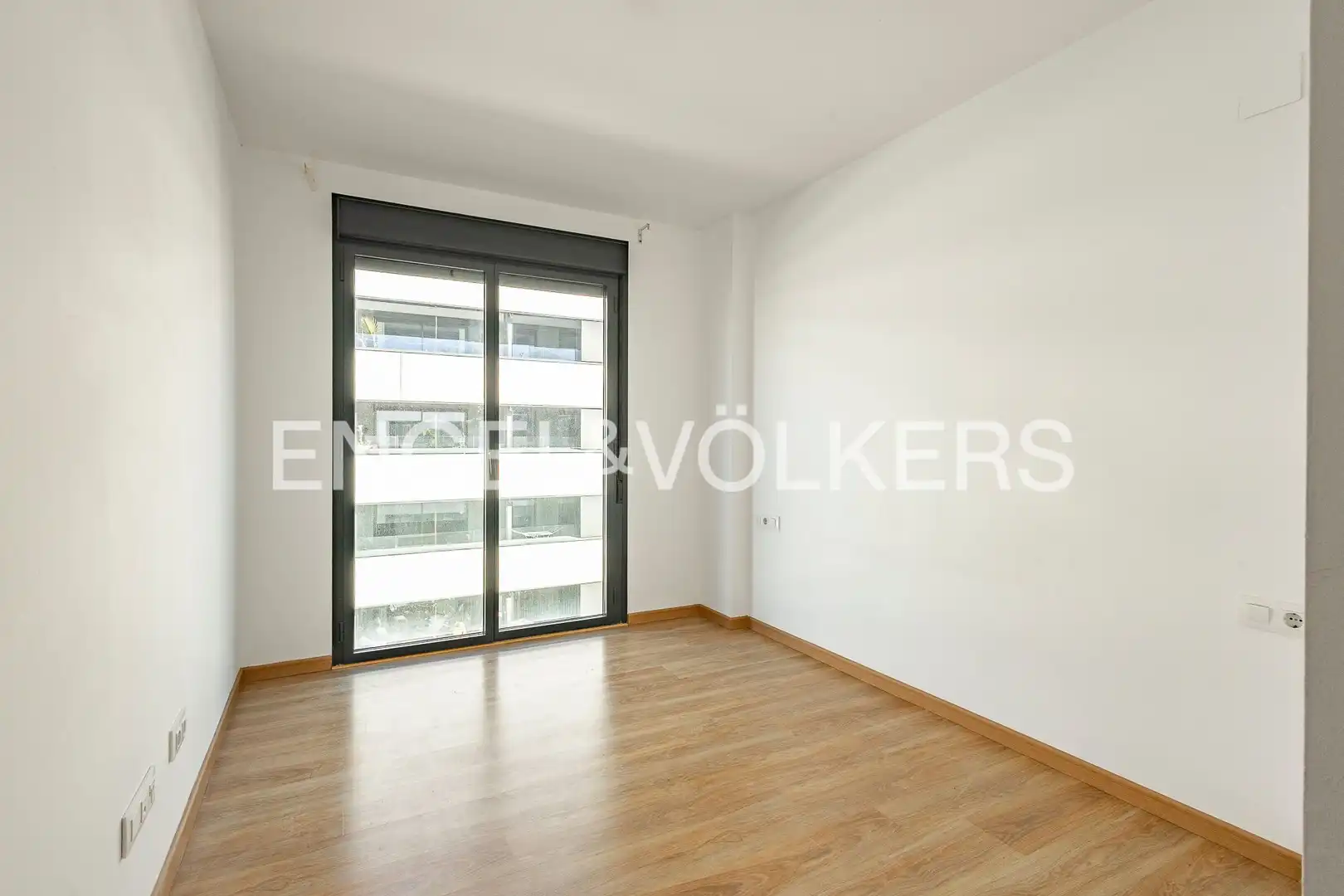 Piso en venta en Sant Just Desvern con Aire acondicionado, Calefacción y Jardín privado