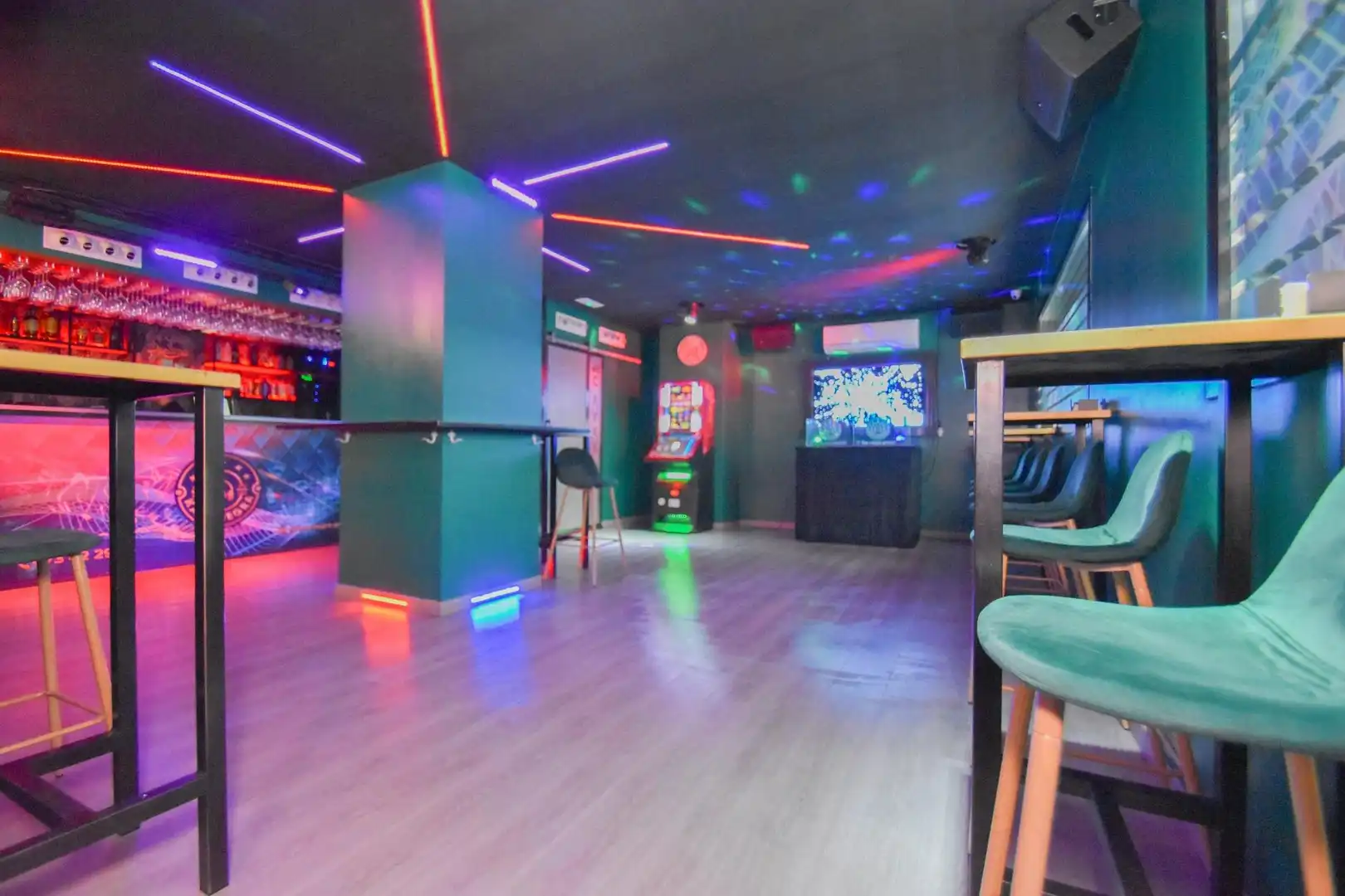 Business premises for transfer in Calle socrates 22, imagen 10