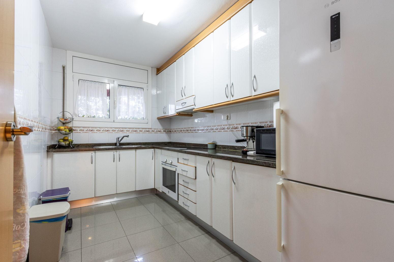 Cocina de Piso en venta en Terrassa con Calefacción y Balcón