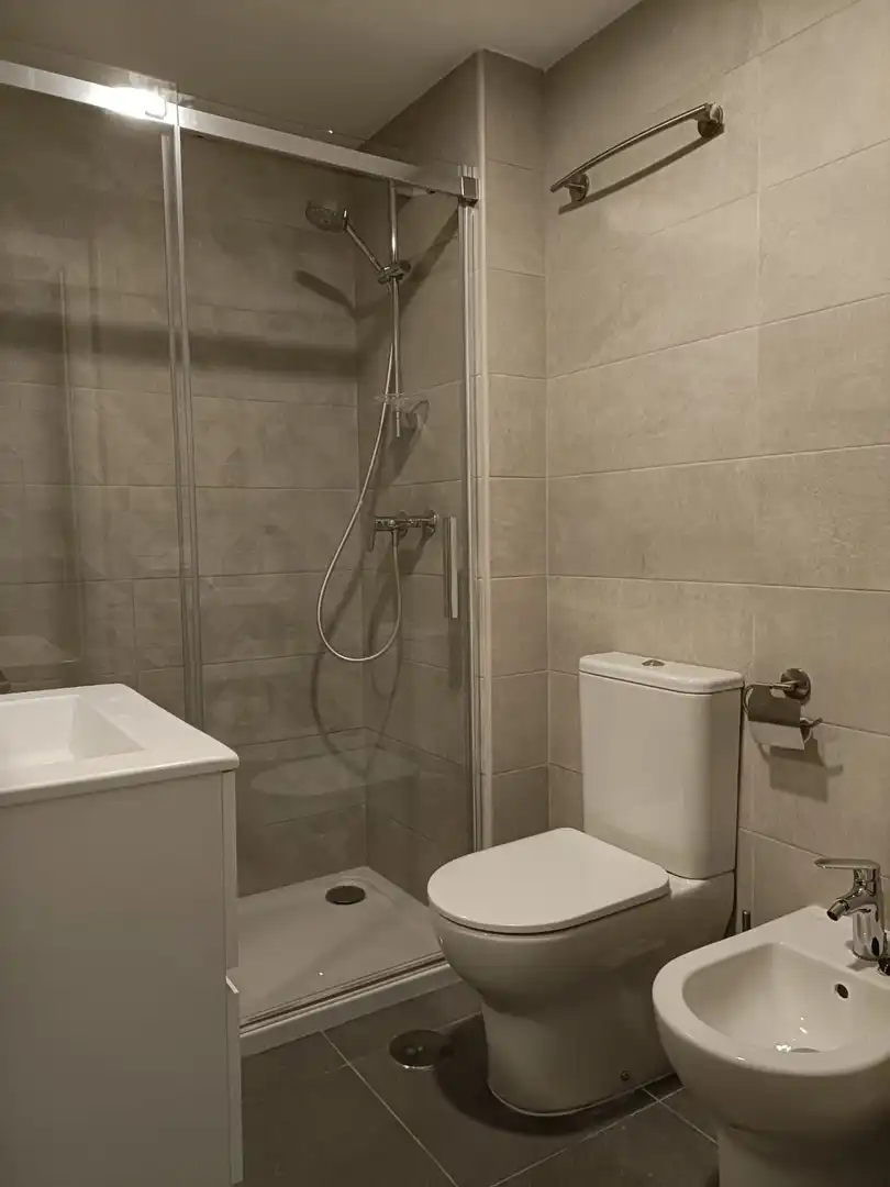 Apartments for rent in Calle Ulises, Colores - Entreparques