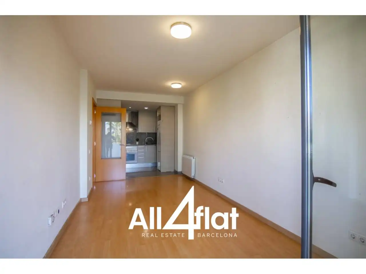 Piso de alquiler en Barcelona con Parquet, Terraza y Amueblado
