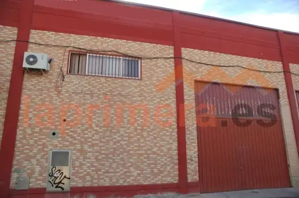Industrial building to rent in Alaquàs