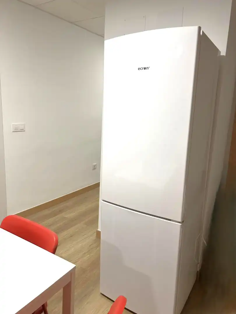 Cuina de Pis de lloguer en Murcia amb Moblat, Forn i Rentadora