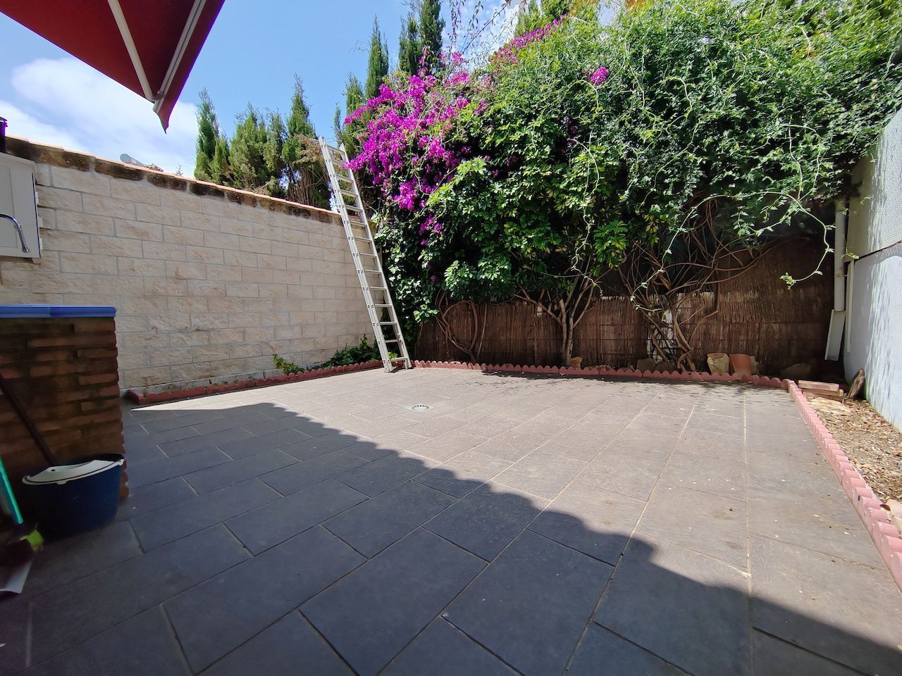 Terrace of Single-family semi-detached for sale in Vélez-Málaga  with Private garden and Community pool