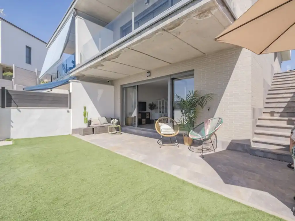 Villa mit Terrasse zum Verkauf in Calle Benicarlo, imagen 3