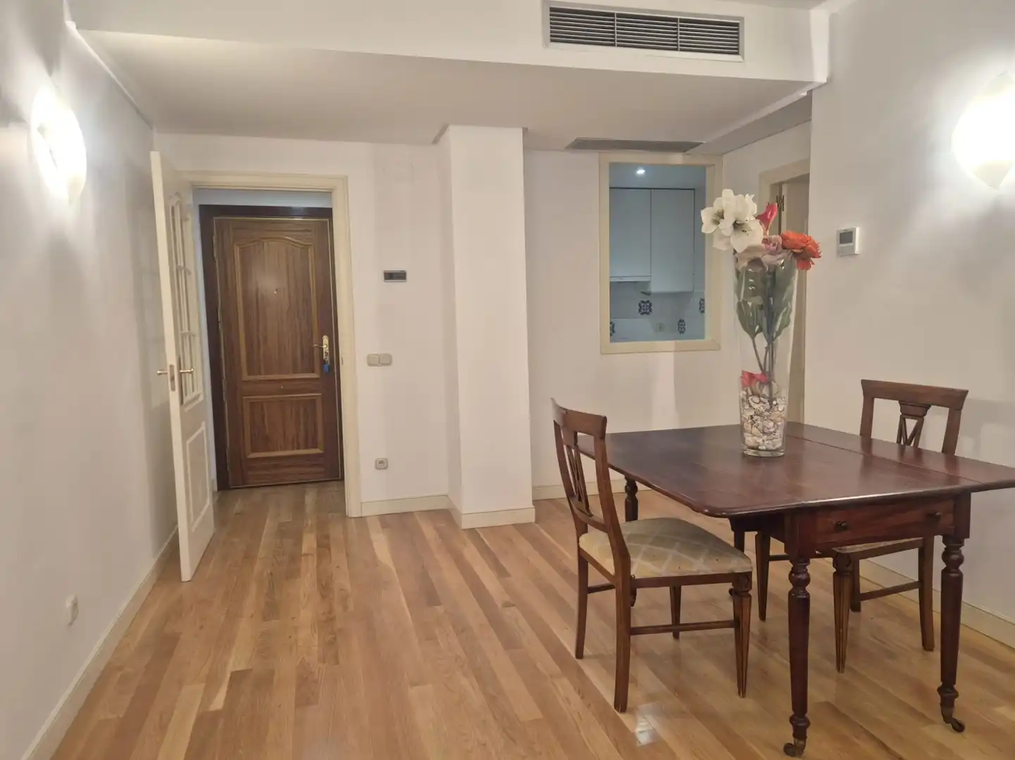 Dining room of Apartments for rent in Madrid  with Air Conditioner, Heating and Private garden