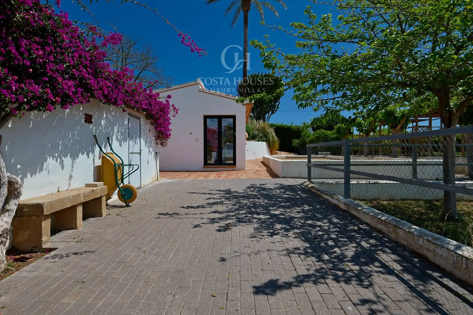 Exterior view of Houses for sale in Jávea / Xàbia  with Air Conditioner, Private garden and Terrace