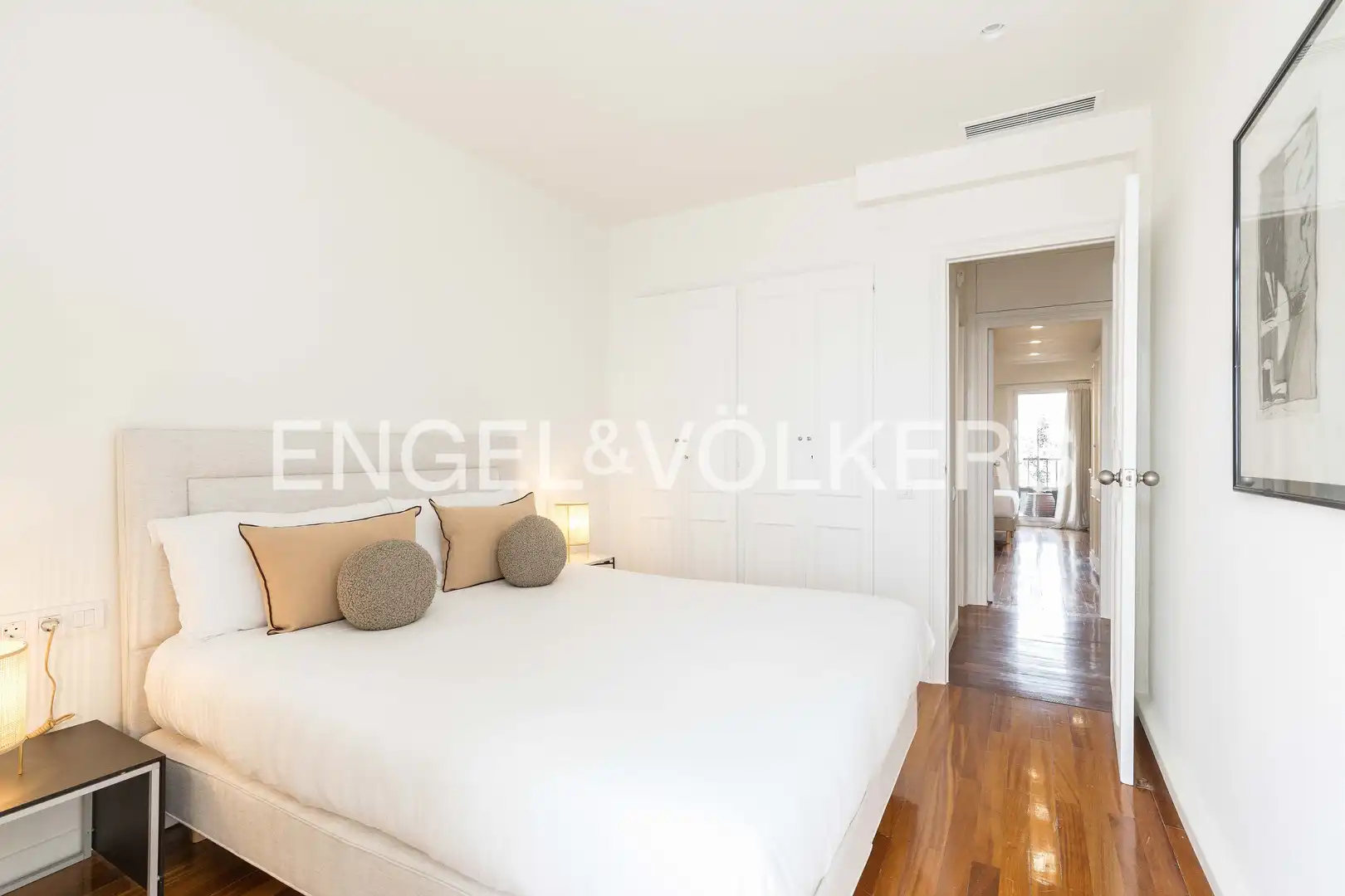 Bedroom of Flat for rent in Barcelona  with Air Conditioner, Heating and Parquet flooring