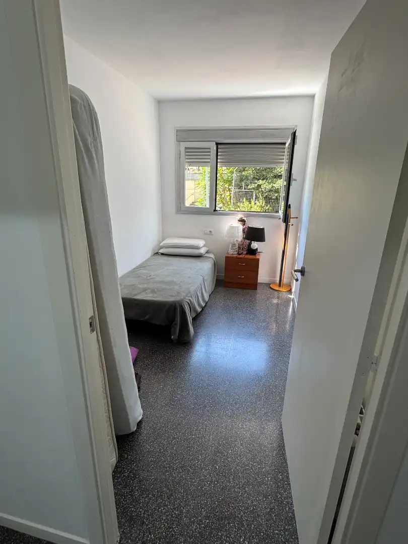 Habitación de Piso en venta en Barcelona con Calefacción, Amueblado y Horno