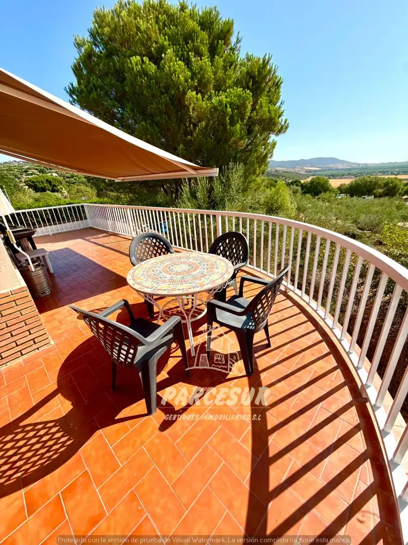 Terrassa de Finca rústica en venda en Almodóvar del Río amb Aire condicionat, Jardí privat i Terrassa