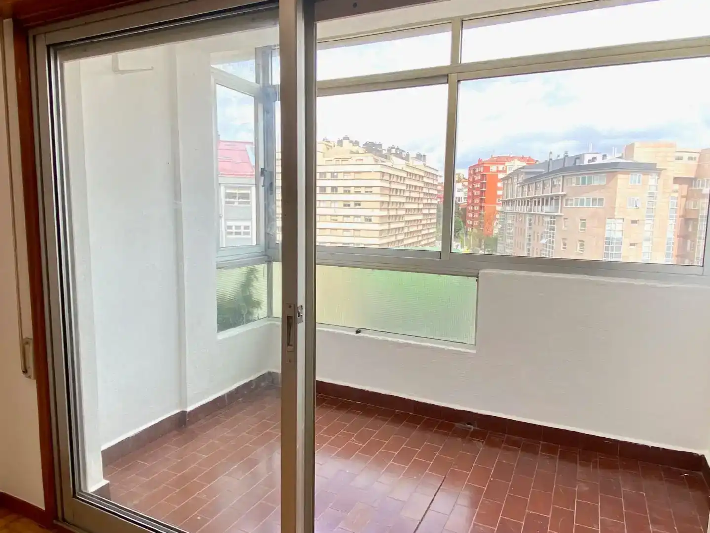 Balcony of Flat for rent in Vigo   with Parquet flooring and Storage room