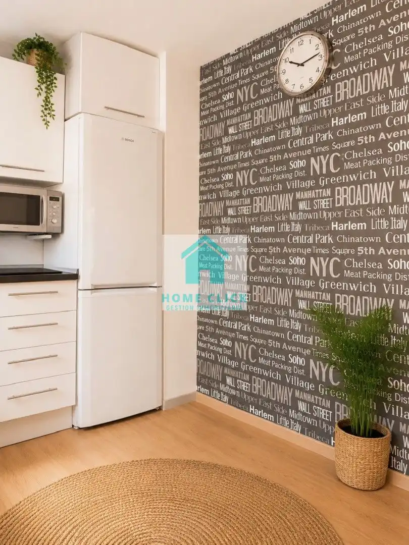 Cuina de Apartament de lloguer en Benalmádena amb Aire condicionat, Calefacció i Jardí privat