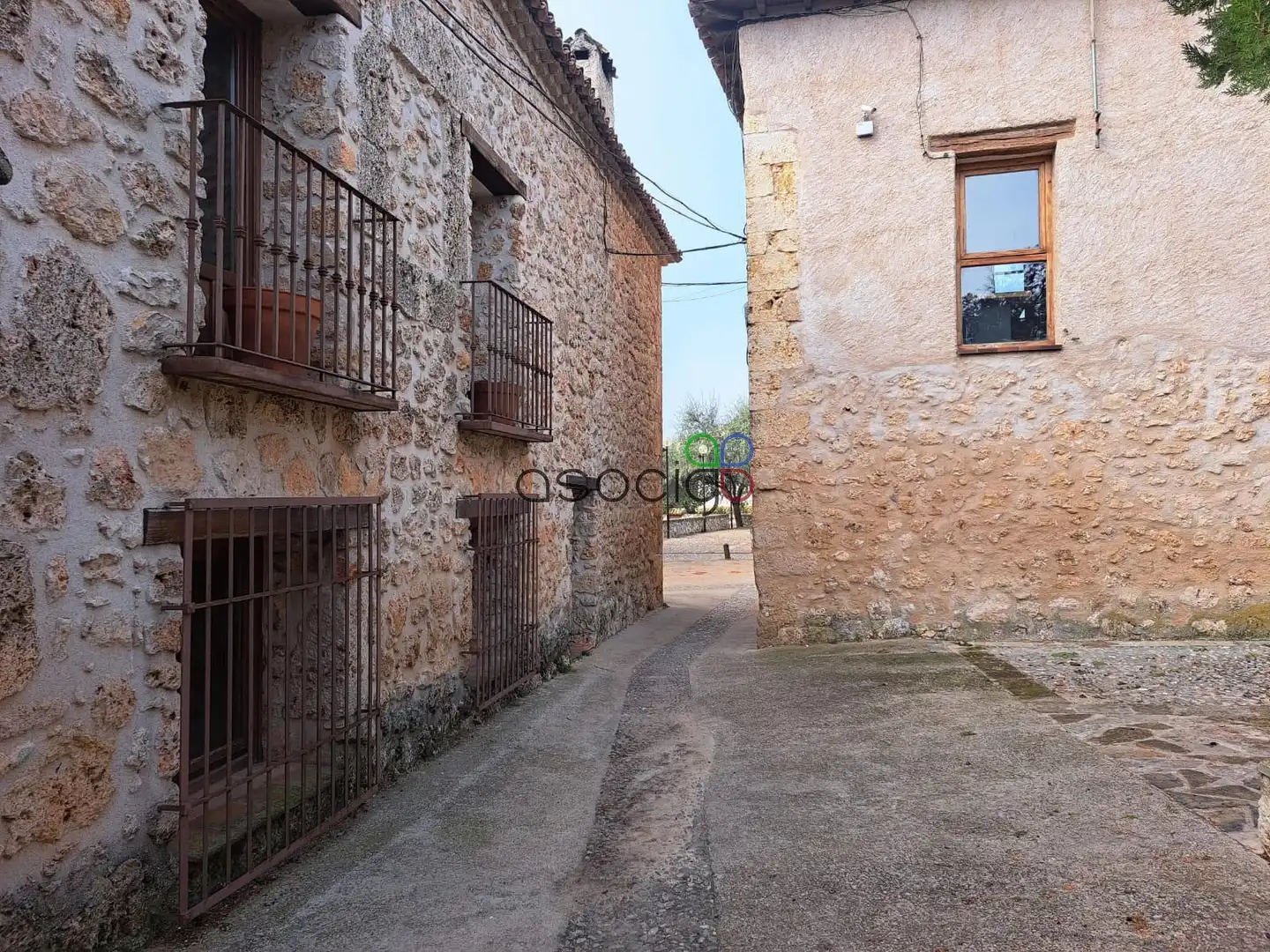Vista exterior de Piso en venta en El Olivar con Calefacción y Amueblado