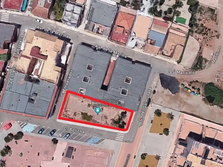 Wohnbaugrundstück zum Verkauf in Calle Boliche 51