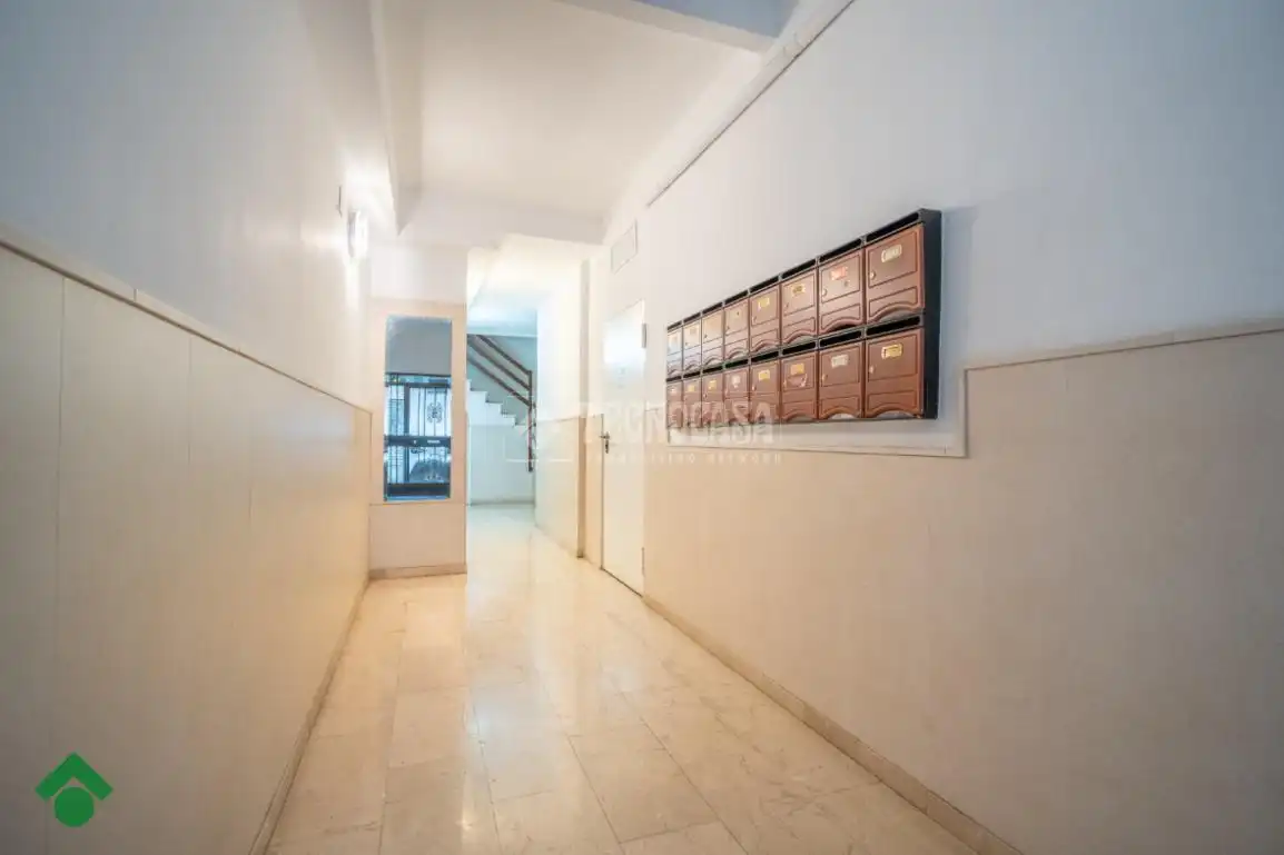 Flat for sale in Córdoba  with Air Conditioner and Balcony
