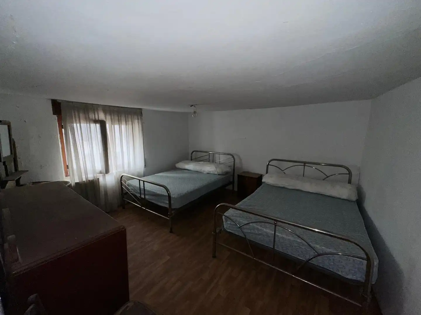 Dormitori de Casa o xalet en venda en Ibeas de Juarros amb Calefacció