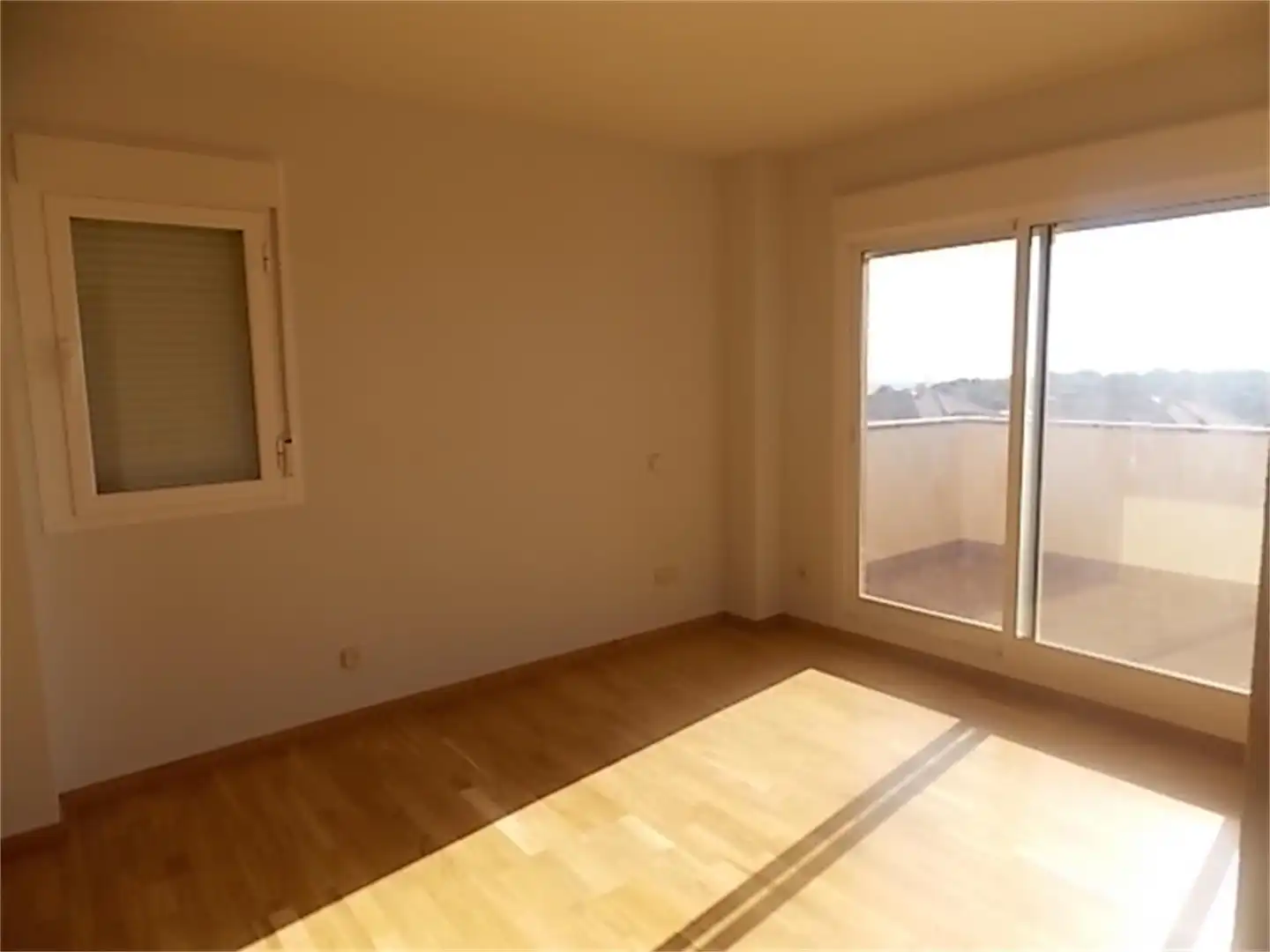Houses for sale in Calle Pablo Neruda, 6, Miraflores de la Sierra