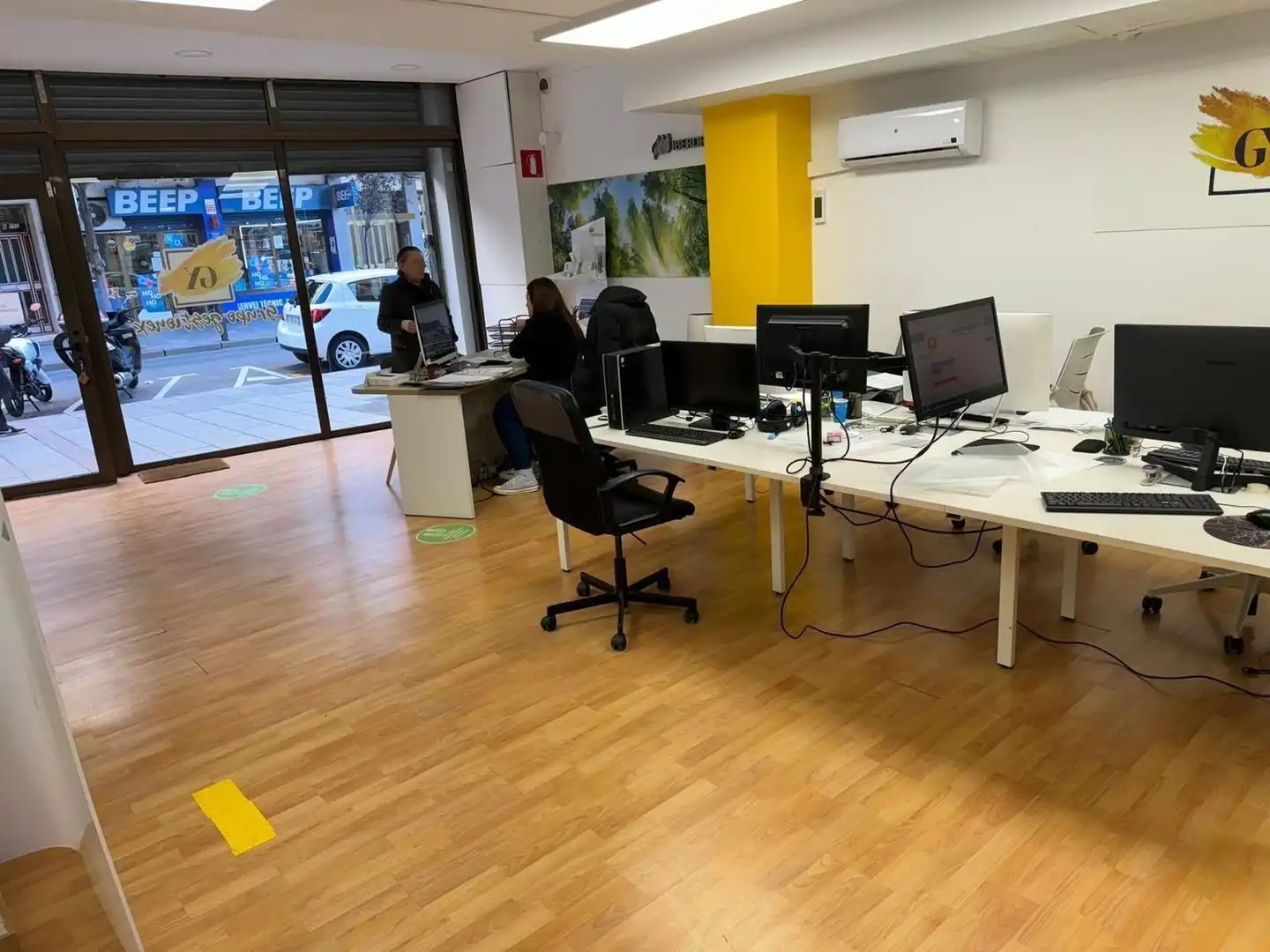 Local en venda en Cornellà de Llobregat amb Aire condicionat
