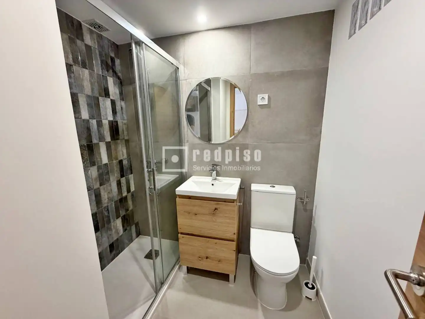 Bathroom of Houses for sale in Chiloeches  with Heating, Terrace and Furnished