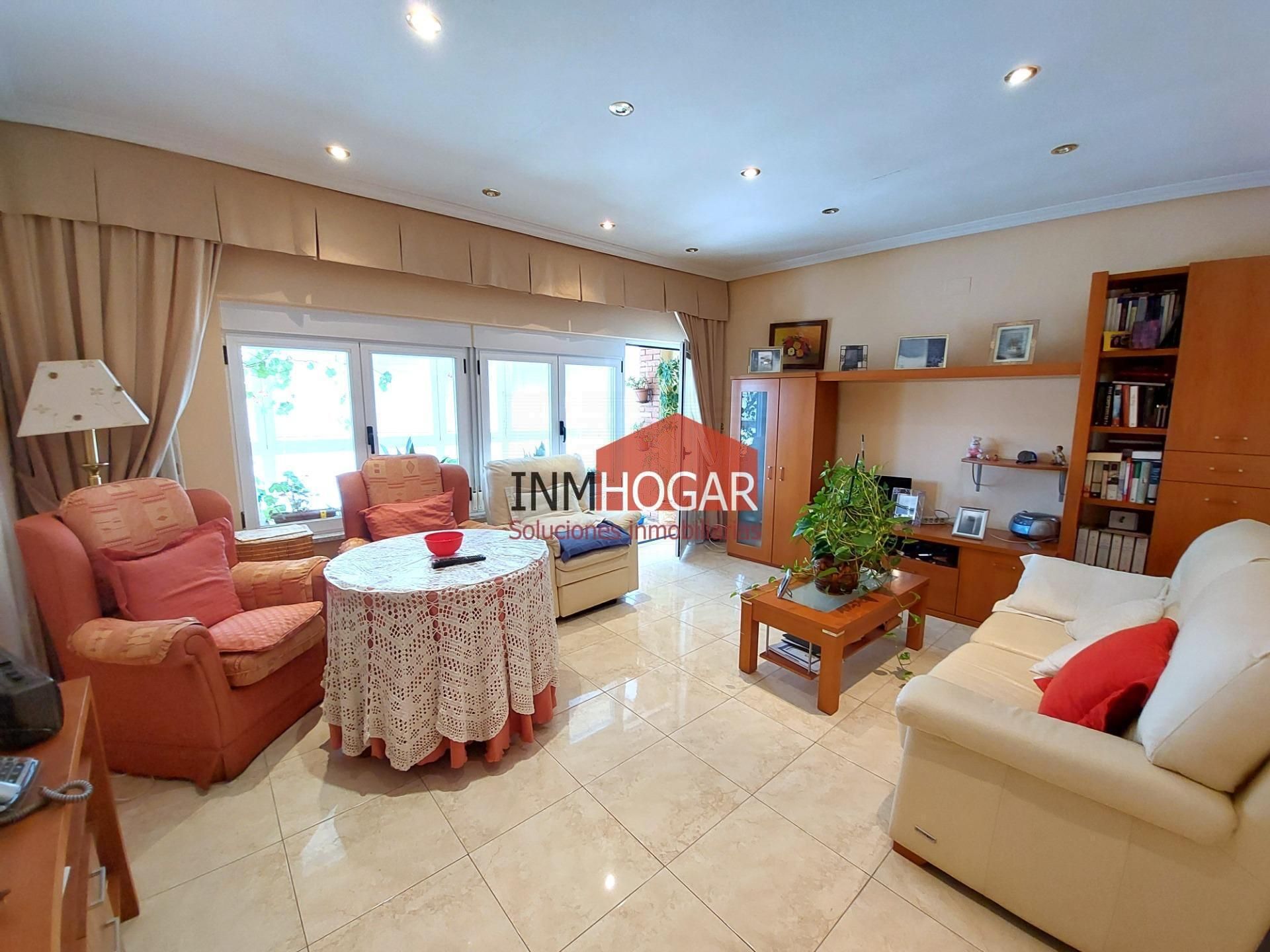 Living room of Flat for sale in Ávila Capital  with Heating, Terrace and Storage room